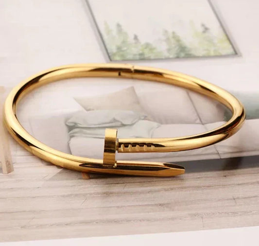NAIL BRACELETSTAINLESS STEEL